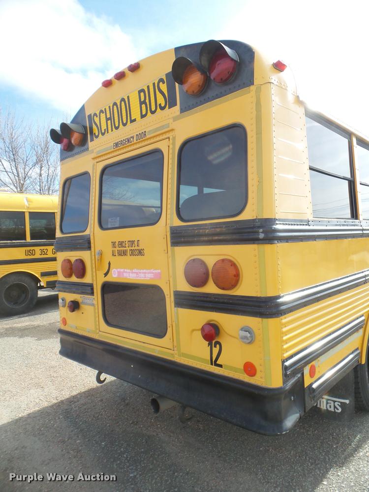 image for item DA5242 1997 Ford B800 school bus