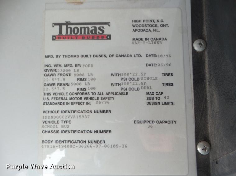 image for item DA5242 1997 Ford B800 school bus