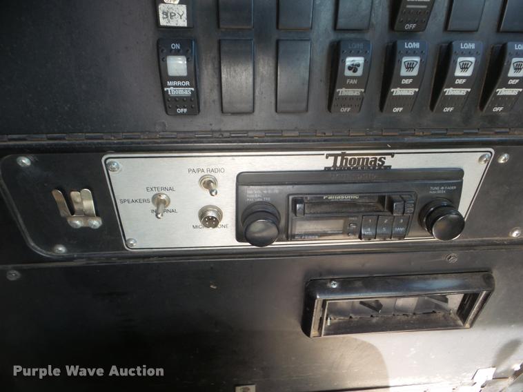 image for item DA5243 1998 Ford B800 school bus