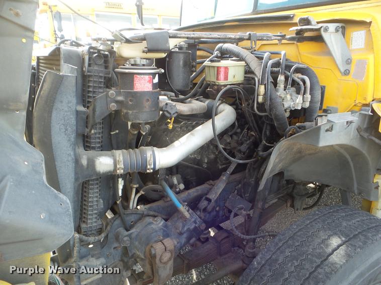 image for item DA5243 1998 Ford B800 school bus