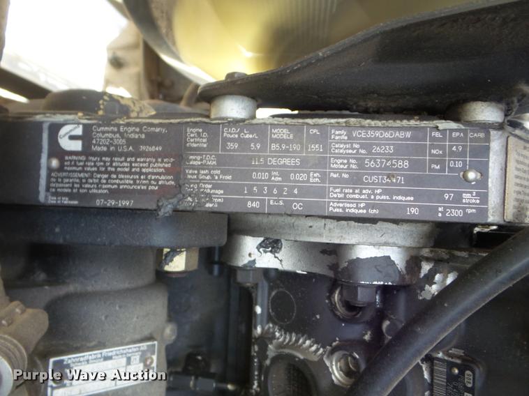 image for item DA5243 1998 Ford B800 school bus