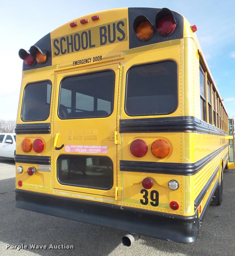 image for item DA5243 1998 Ford B800 school bus