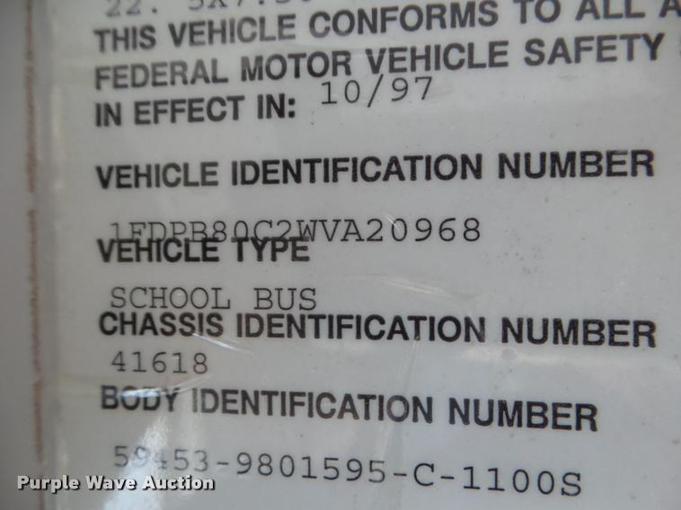 image for item DA5243 1998 Ford B800 school bus