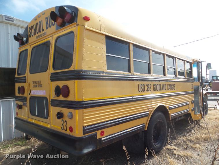 image for item DA5244 1994 International 3800 school bus