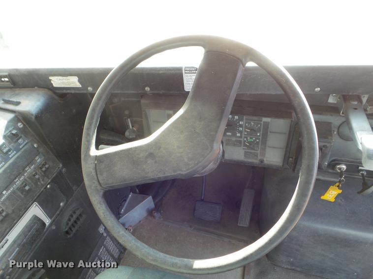 image for item DA5244 1994 International 3800 school bus