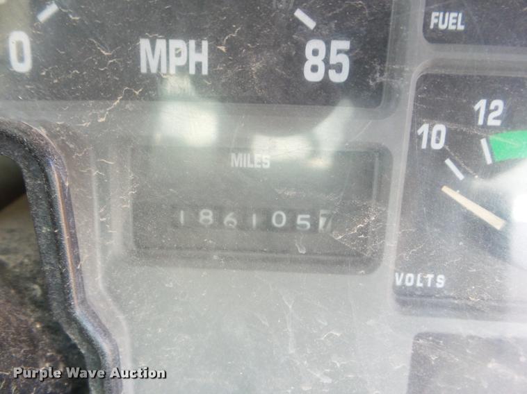 image for item DA5244 1994 International 3800 school bus