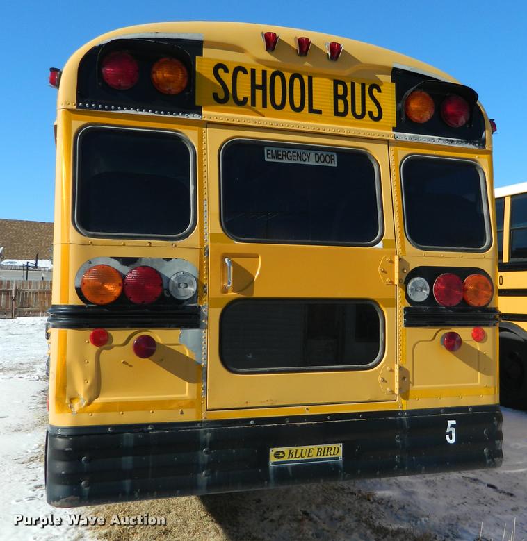 image for item DA9661 2003 International 3800 school bus