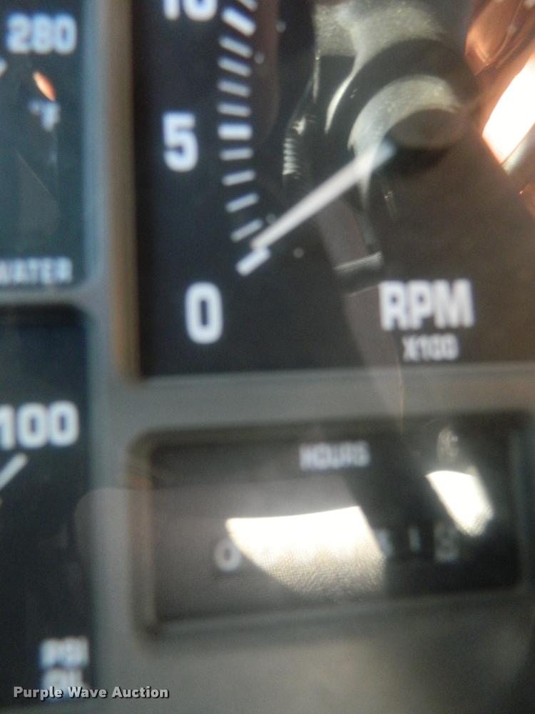 image for item DA9661 2003 International 3800 school bus