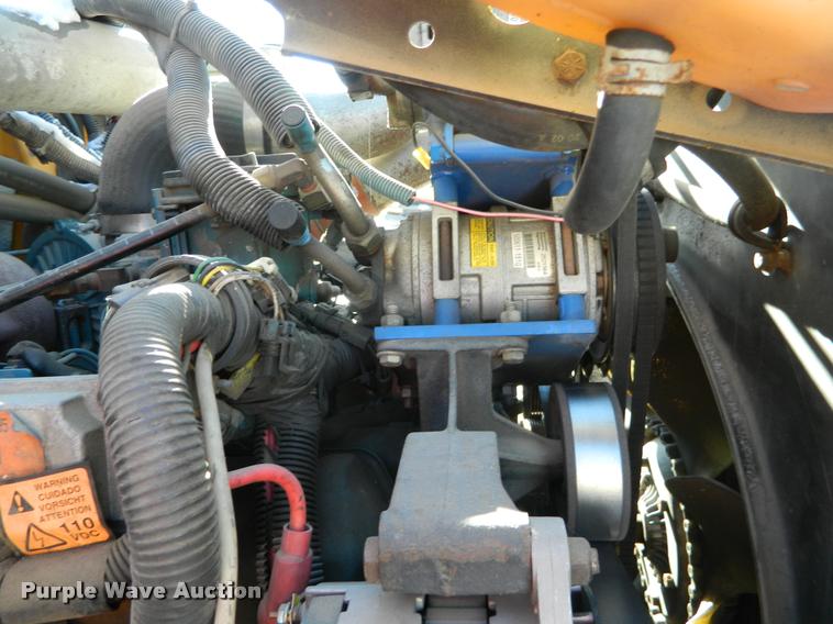 image for item DA9661 2003 International 3800 school bus