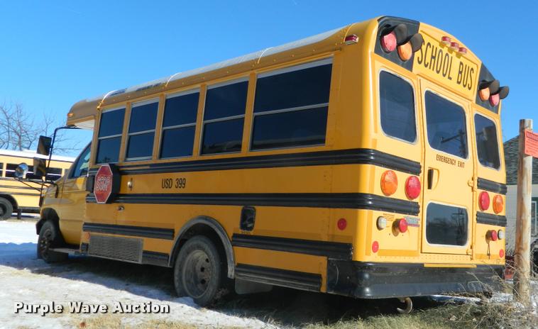 image for item DA9662 2008 Ford E450 Thomas school bus