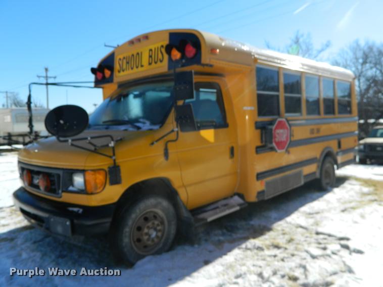 image for item DA9662 2008 Ford E450 Thomas school bus