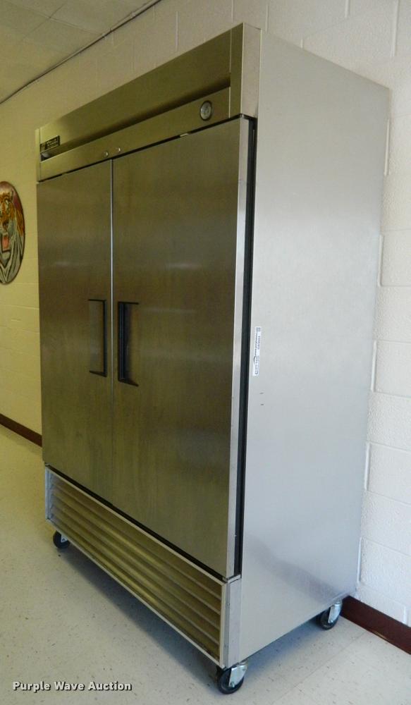 image for item DA9664 True stainless steel refrigerator