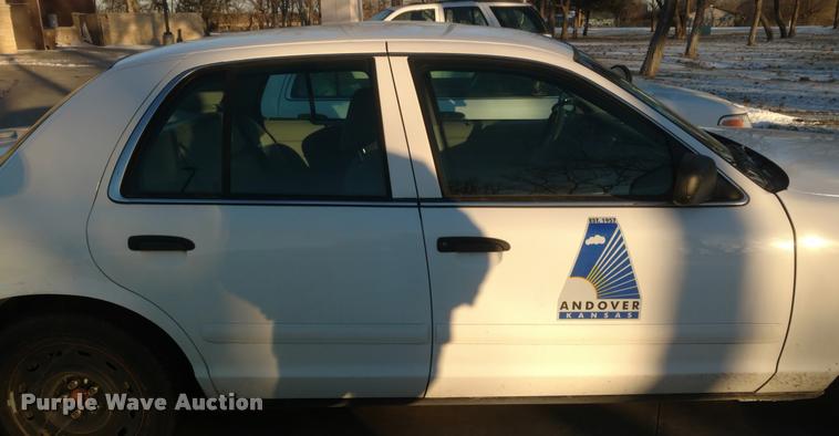 image for item DB0831 2005 Ford Crown Victoria Police Interceptor