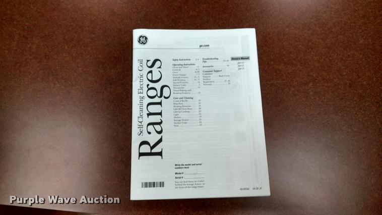 image for item DB0837 General Electric oven