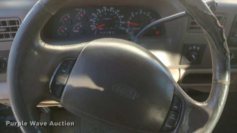 image for item DB0839 1999 Ford F250 Super Duty SuperCab pickup truck