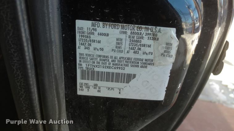 image for item DB0839 1999 Ford F250 Super Duty SuperCab pickup truck