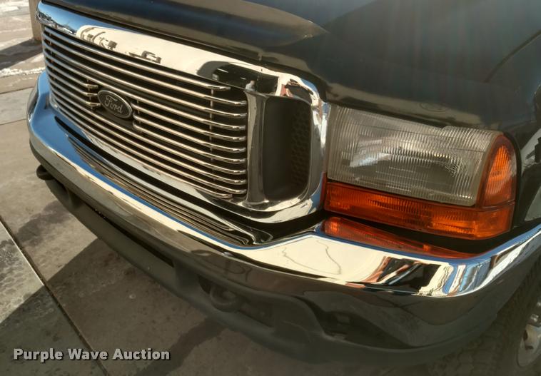 image for item DB0839 1999 Ford F250 Super Duty SuperCab pickup truck