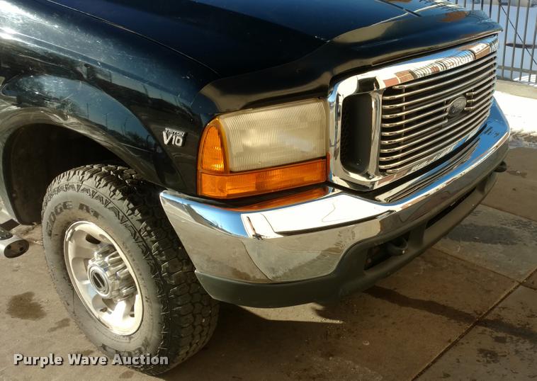 image for item DB0839 1999 Ford F250 Super Duty SuperCab pickup truck