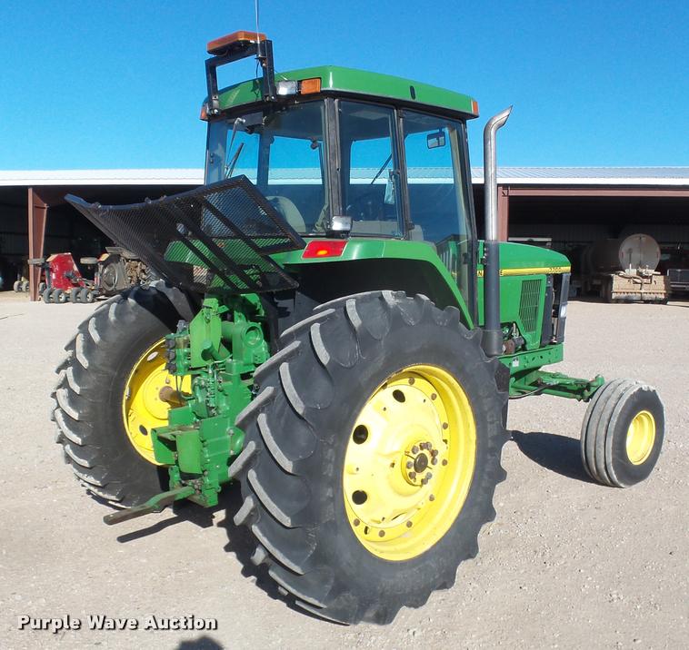 image for item DB1799 1995 John Deere 7700 tractor
