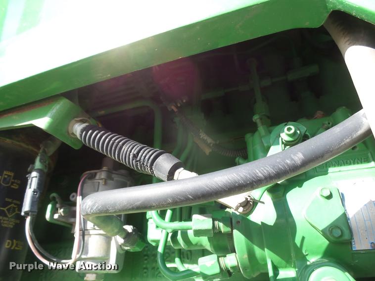 image for item DB1799 1995 John Deere 7700 tractor