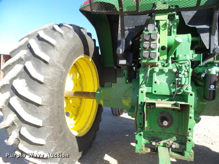 image for item DB1799 1995 John Deere 7700 tractor