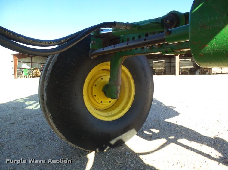 image for item DB1799 1995 John Deere 7700 tractor