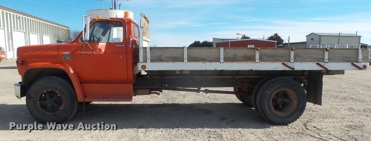 image for item DB1807 1975 Chevrolet C65 grain truck