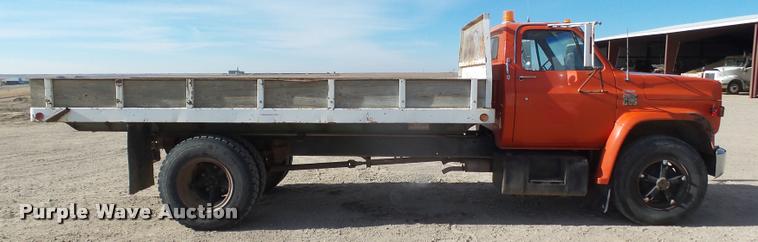 image for item DB1807 1975 Chevrolet C65 grain truck