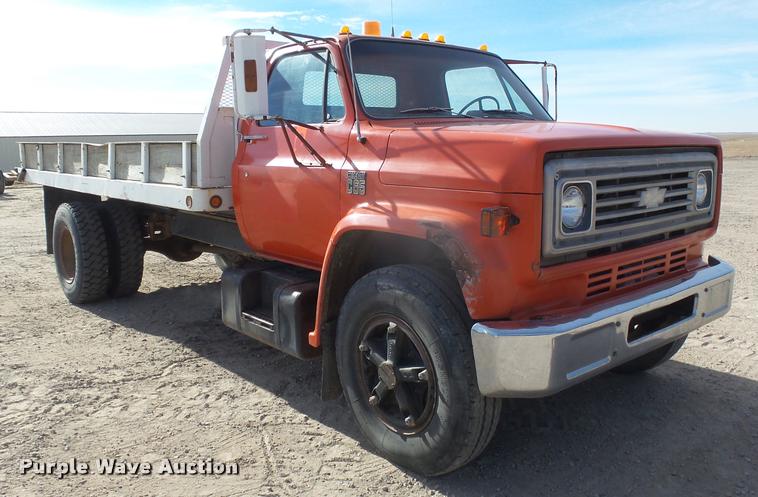 image for item DB1807 1975 Chevrolet C65 grain truck