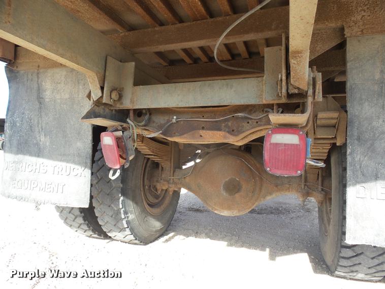 image for item DB1807 1975 Chevrolet C65 grain truck