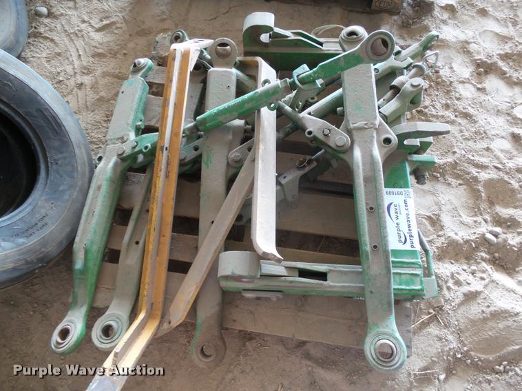 image for item DB1809 John Deere three point arms
