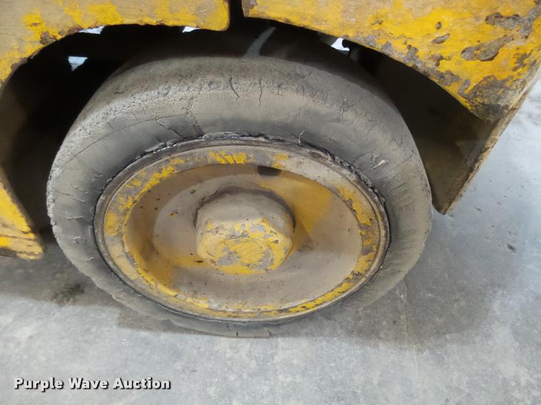 image for item DB1812 1969 Yale G51C forklift