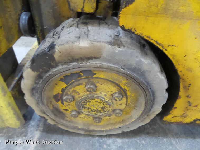 image for item DB1812 1969 Yale G51C forklift