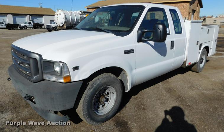 image for item DB1816 2003 Ford F250 XL SuperCab utility truck