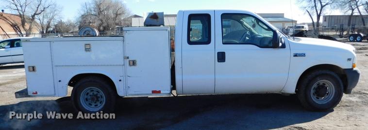 image for item DB1816 2003 Ford F250 XL SuperCab utility truck