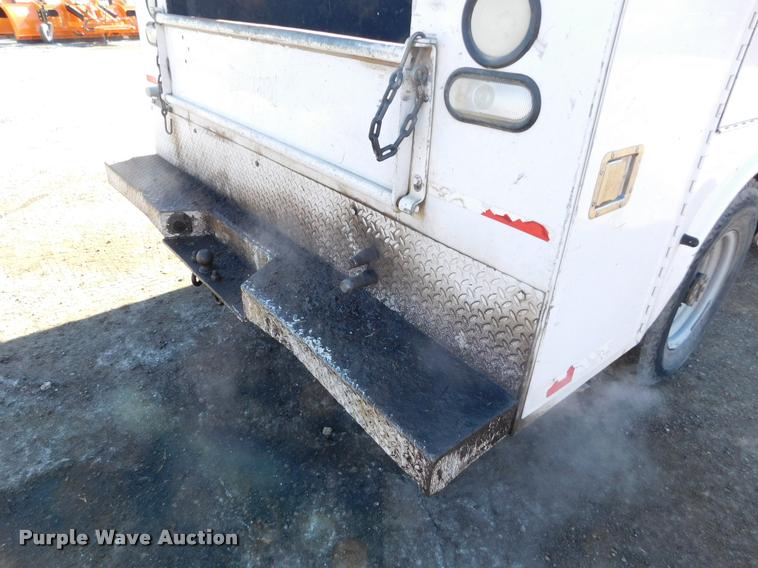 image for item DB1816 2003 Ford F250 XL SuperCab utility truck