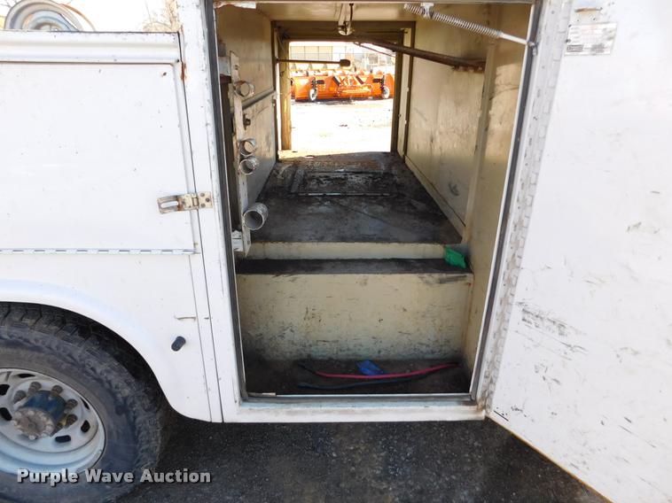 image for item DB1816 2003 Ford F250 XL SuperCab utility truck