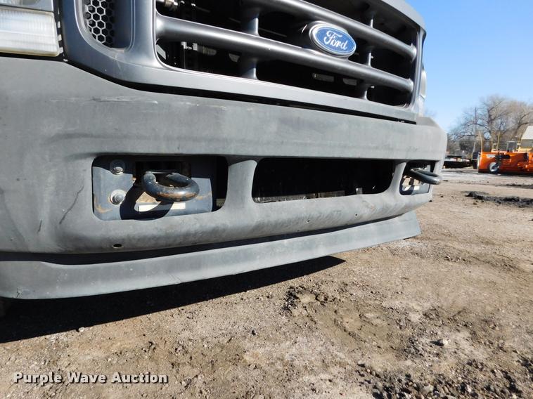 image for item DB1816 2003 Ford F250 XL SuperCab utility truck