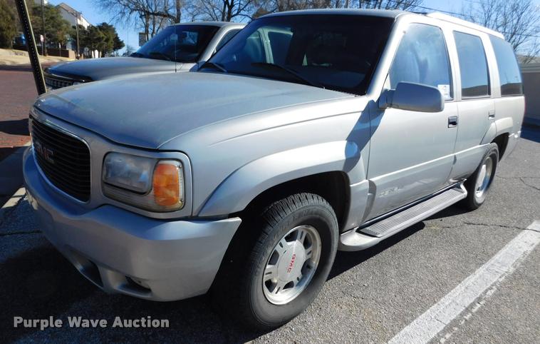 image for item DB1817 1999 GMC Yukon Denali SUV