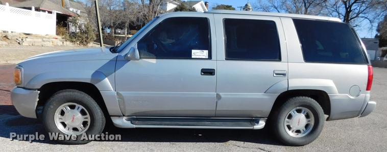 image for item DB1817 1999 GMC Yukon Denali SUV