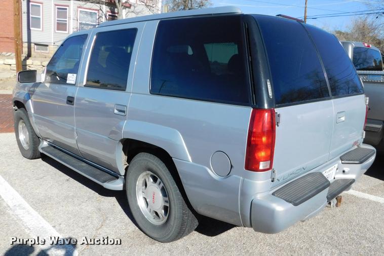 image for item DB1817 1999 GMC Yukon Denali SUV