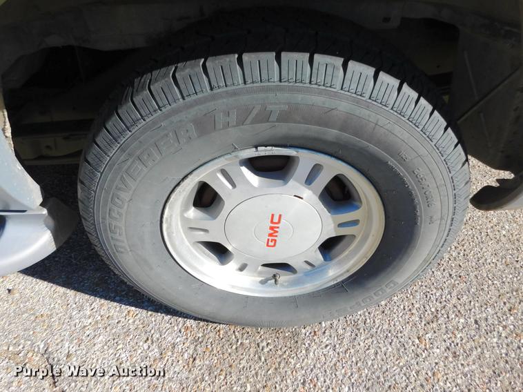 image for item DB1817 1999 GMC Yukon Denali SUV