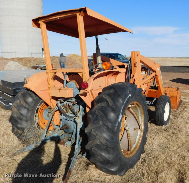 image for item DB1819 Kubota M4500 tractor
