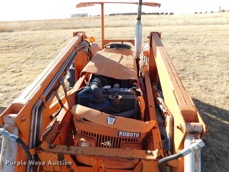 image for item DB1819 Kubota M4500 tractor