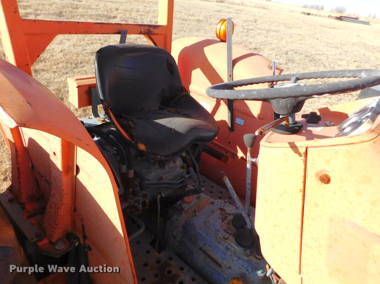 image for item DB1819 Kubota M4500 tractor