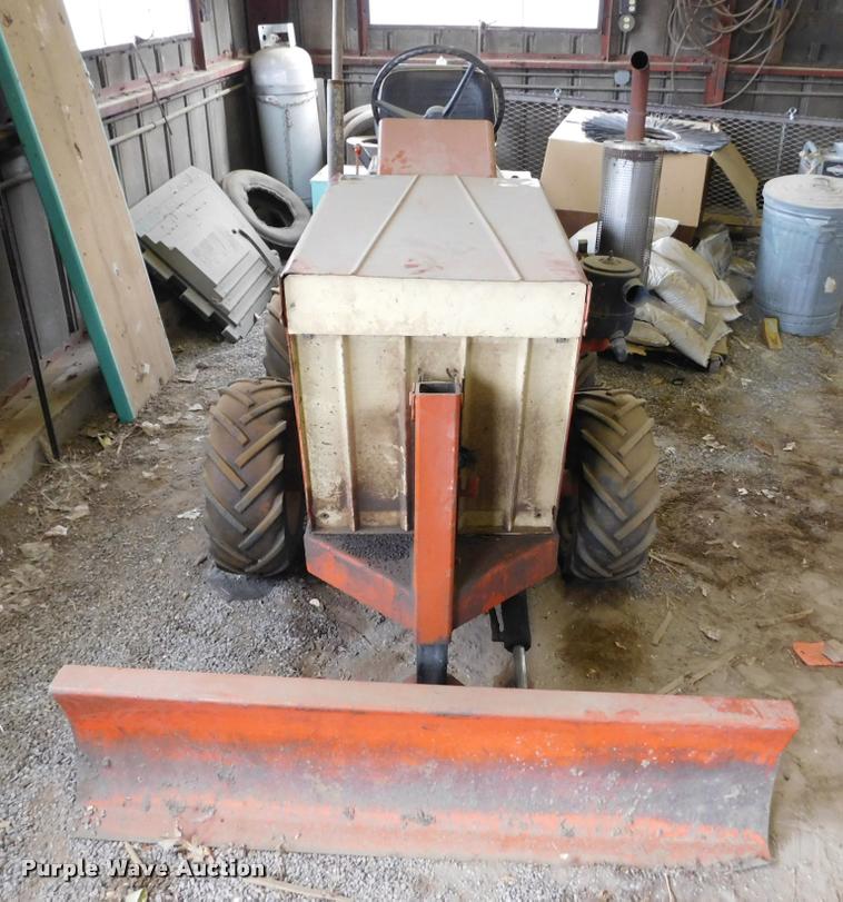 image for item DB1829 Ditch Witch J20D trencher