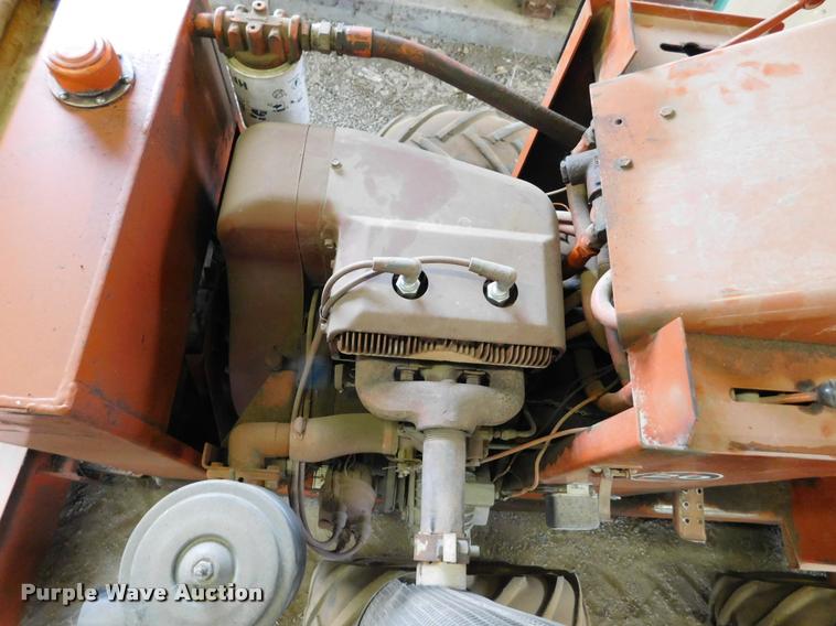 image for item DB1829 Ditch Witch J20D trencher