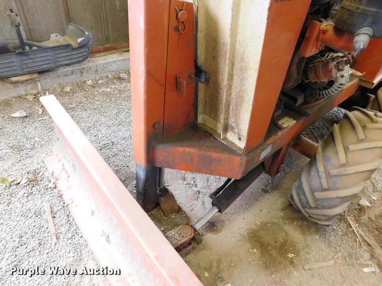 image for item DB1829 Ditch Witch J20D trencher