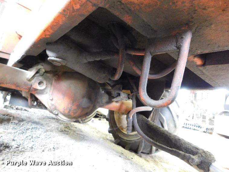 image for item DB1829 Ditch Witch J20D trencher