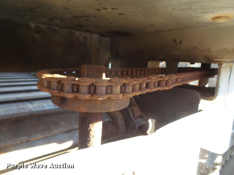 image for item DB2843 Buyers Salt Dogg stainless steel spreader